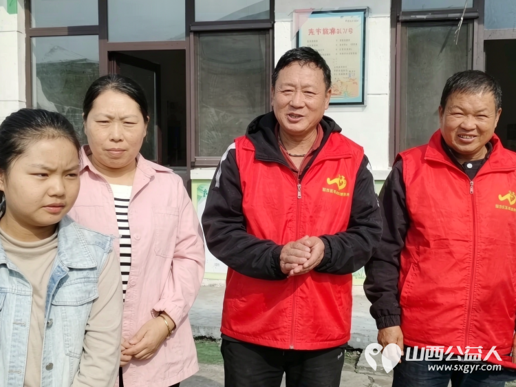月圆中秋送温情----忻州市爱心公益协会赴台怀镇开展中秋慰问活动走进台怀镇杨柏峪小学给孩子们送上月饼与节日祝福传递社会温情 - 第2张 - 山西公益人 月圆中秋送温情----忻州市爱心公益协会赴台怀镇开展中秋慰问活动走进台怀镇杨柏峪小学给孩子们送上月饼与节日祝福传递社会温情 - 第2张