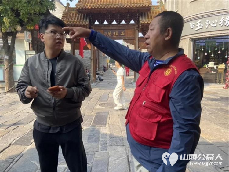 应急演练守古城志愿服务护平安----忻府区心连心志愿服务队参与忻州古城客流高峰应急保障实战演练要把演练成果转化为实际服务能力扎实做好各项志愿服务保障工作 - 第4张