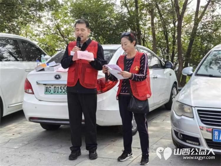 垃圾不落地雷锋伴我行----山西省学雷锋志愿服务总队和太原市维护企业合法权益联合会开展垃圾不落地城市更美丽文明实践志愿服务活动清洁城市环境传承奉献精神 - 第4张 - 山西公益人 垃圾不落地雷锋伴我行----山西省学雷锋志愿服务总队和太原市维护企业合法权益联合会开展垃圾不落地城市更美丽文明实践志愿服务活动清洁城市环境传承奉献精神 - 第4张