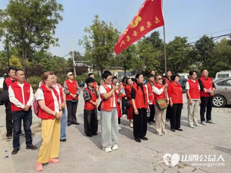 垃圾不落地雷锋伴我行----山西省学雷锋志愿服务总队和太原市维护企业合法权益联合会开展垃圾不落地城市更美丽文明实践志愿服务活动清洁城市环境传承奉献精神 - 第3张 - 山西公益人 垃圾不落地雷锋伴我行----山西省学雷锋志愿服务总队和太原市维护企业合法权益联合会开展垃圾不落地城市更美丽文明实践志愿服务活动清洁城市环境传承奉献精神 - 第3张