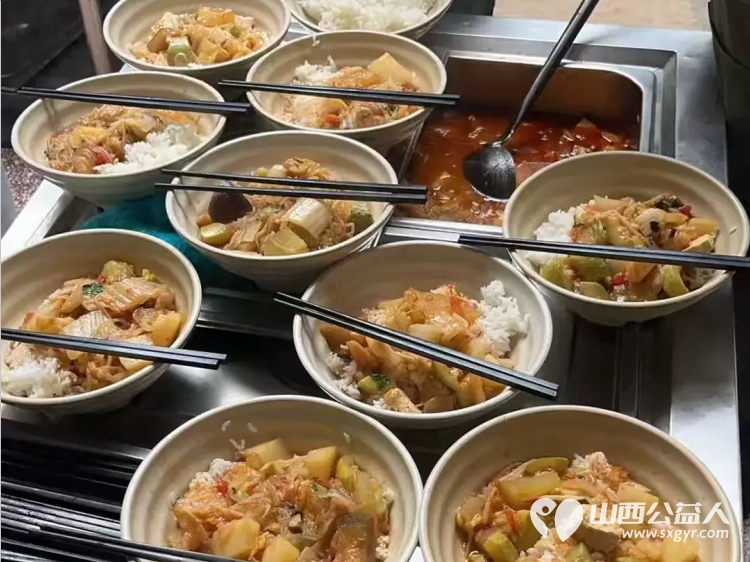 长治市小雨点公益志愿者协会携手长治市雨花斋二部中秋祝福香茶月饼藏着秋日的温柔我们向您与所有朋友送上平安圆满的美好祝福 - 第7张
