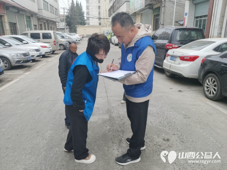 爱滋润人心----长治市小雨点公益志愿者协会八名志愿者如约而至来到了雨花斋二部为那里的老人们义务帮厨义务理发 - 第17张 - 山西公益人 爱滋润人心----长治市小雨点公益志愿者协会八名志愿者如约而至来到了雨花斋二部为那里的老人们义务帮厨义务理发 - 第17张