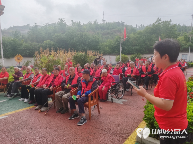 月满中秋情暖夕阳 | 比家美养老连锁机构两大院区近日同步举办中秋联欢活动全院职工长者及爱心嘉宾欢聚一堂节目精彩纷呈现场欢声笑语不断让每位长者都能安享喜乐晚年 - 第2张 - 山西公益人 月满中秋情暖夕阳 | 比家美养老连锁机构两大院区近日同步举办中秋联欢活动全院职工长者及爱心嘉宾欢聚一堂节目精彩纷呈现场欢声笑语不断让每位长者都能安享喜乐晚年 - 第2张
