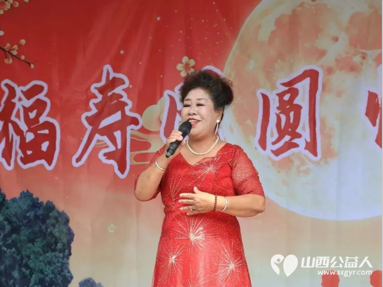 双节送温情歌声暖夕阳----忻州市艳平艺术学校、忻州允诚闲居装裱字画工作室、忻州增寿口腔等单位在福寿康老年公寓公益演出并向老人们捐赠发放了慰问品 - 第24张 - 山西公益人 双节送温情歌声暖夕阳----忻州市艳平艺术学校、忻州允诚闲居装裱字画工作室、忻州增寿口腔等单位在福寿康老年公寓公益演出并向老人们捐赠发放了慰问品 - 第24张