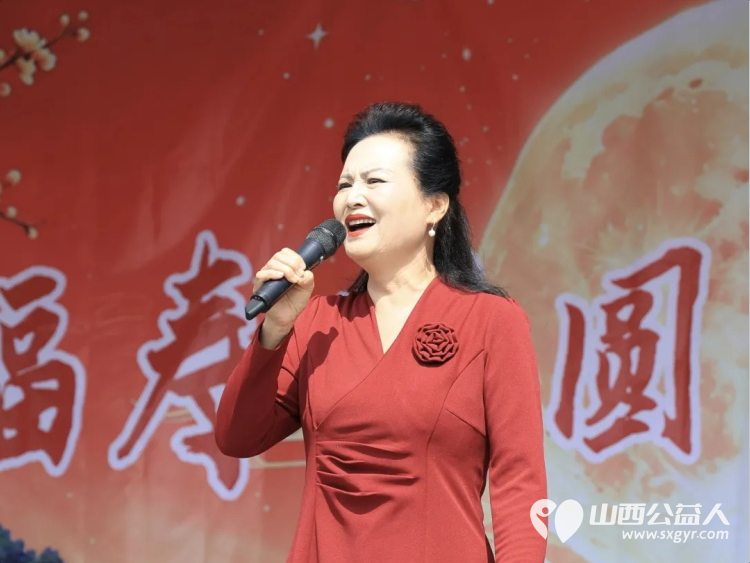 双节送温情歌声暖夕阳----忻州市艳平艺术学校、忻州允诚闲居装裱字画工作室、忻州增寿口腔等单位在福寿康老年公寓公益演出并向老人们捐赠发放了慰问品 - 第17张 - 山西公益人 双节送温情歌声暖夕阳----忻州市艳平艺术学校、忻州允诚闲居装裱字画工作室、忻州增寿口腔等单位在福寿康老年公寓公益演出并向老人们捐赠发放了慰问品 - 第17张