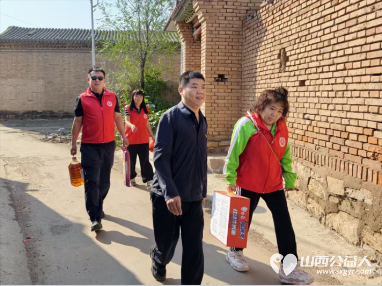 月圆中秋助残暖心志愿服务----浑源县残疾人志愿者协会走访慰问两户重度残疾人家庭为他们送去节日的祝福和关怀为两户家庭送上了大米食用油月饼鸡蛋方便面等节日慰问品 - 第5张 - 山西公益人 月圆中秋助残暖心志愿服务----浑源县残疾人志愿者协会走访慰问两户重度残疾人家庭为他们送去节日的祝福和关怀为两户家庭送上了大米食用油月饼鸡蛋方便面等节日慰问品 - 第5张