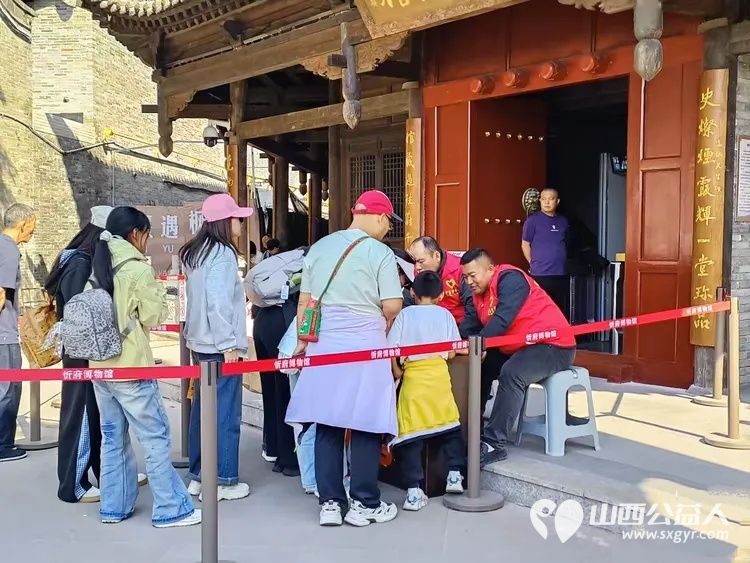 红色文脉润人心----忻府区红色志愿服务队在忻州市博物馆志愿值守三天用心服务每一位前来参观的游客用实际行动传播红色文化 - 第10张