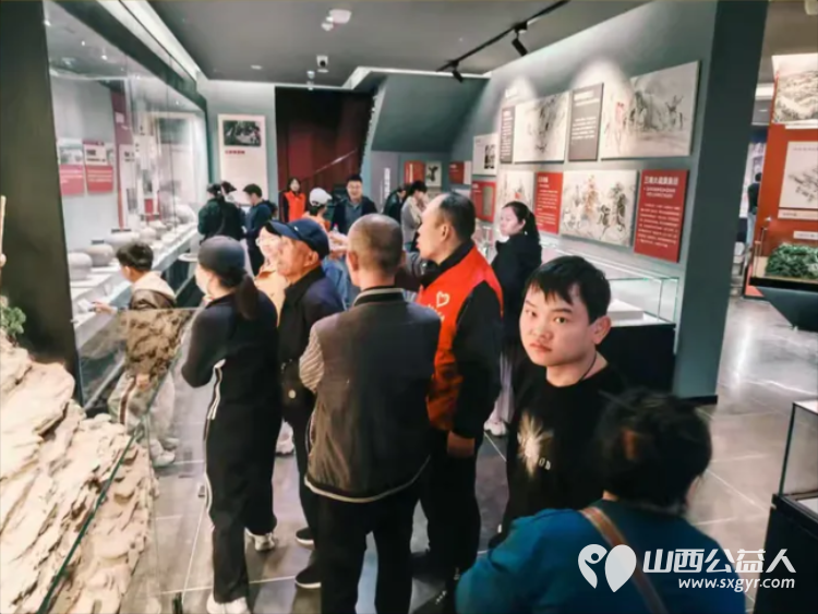 红色文脉润人心----忻府区红色志愿服务队在忻州市博物馆志愿值守三天用心服务每一位前来参观的游客用实际行动传播红色文化 - 第25张