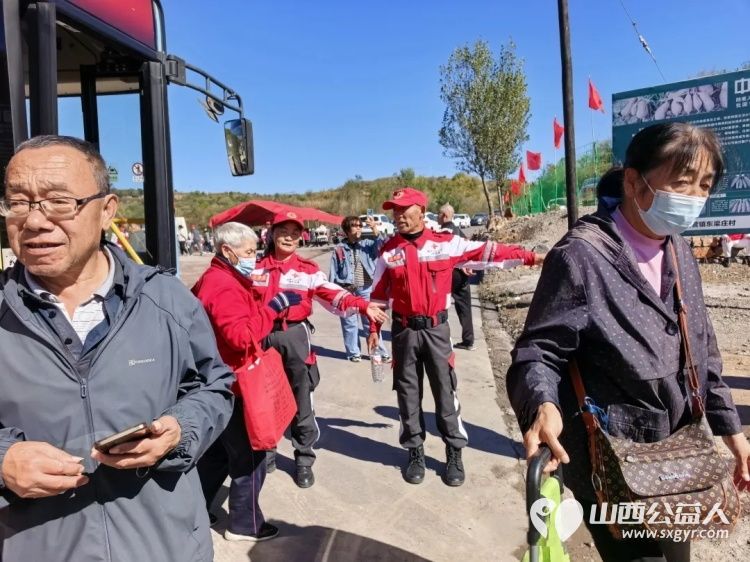 阳泉市红十字纵擎救援队圆满完成阳泉市郊区荫营镇东梁庄村第七届富硒红薯采收季现场应急安全保障任务 - 第2张 - 山西公益人 阳泉市红十字纵擎救援队圆满完成阳泉市郊区荫营镇东梁庄村第七届富硒红薯采收季现场应急安全保障任务 - 第2张