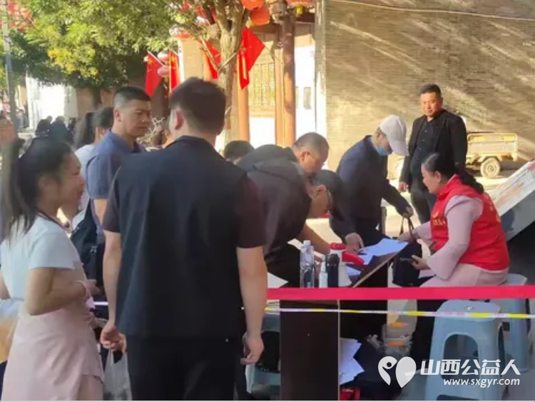 金秋国庆志愿同行----2026年10月5日忻府区红色志愿服务队迎来博物馆值守第四天坚守岗位用心服务到访游客用真诚的行动展现红色志愿者的奉献精神 - 第6张 - 山西公益人 金秋国庆志愿同行----2026年10月5日忻府区红色志愿服务队迎来博物馆值守第四天坚守岗位用心服务到访游客用真诚的行动展现红色志愿者的奉献精神 - 第6张
