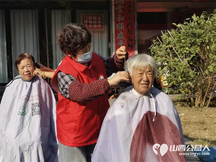 志愿服务进社区健康活动暖人心----介休市敬老协会2026年10月9日在西关街道绵山北街社区正达怡苑小区为社区所有老人爱心理发义诊等多项贴心服务让每一位老人都能被温柔以待 - 第10张