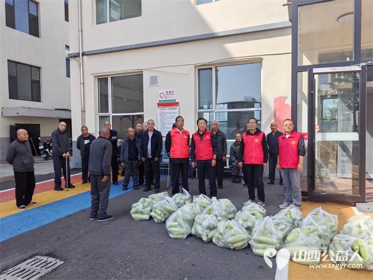 感谢长治市最美公益人残疾人李素春为区中心敬老院捐献北瓜和轮椅 - 第6张