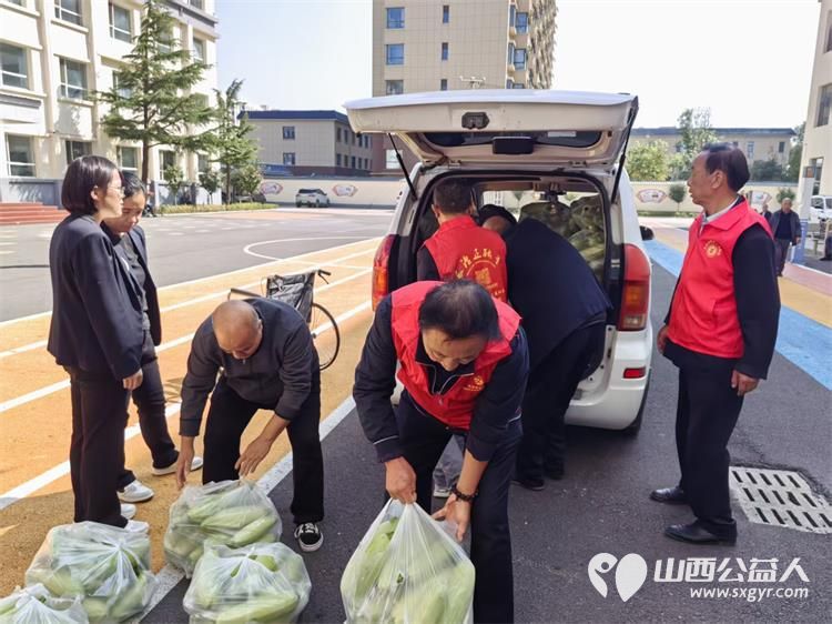 感谢长治市最美公益人残疾人李素春为区中心敬老院捐献北瓜和轮椅 - 第9张