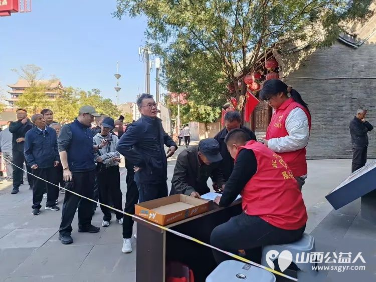 六日坚守践初心暖心服务彰显志愿担当——2026年10月7日忻府区红色志愿服务队的志愿者们博物馆值守第六天多方力量同心协力守护场馆秩序与环境让游客深切感受到温暖与关怀 - 第4张 - 山西公益人 六日坚守践初心暖心服务彰显志愿担当——2026年10月7日忻府区红色志愿服务队的志愿者们博物馆值守第六天多方力量同心协力守护场馆秩序与环境让游客深切感受到温暖与关怀 - 第4张