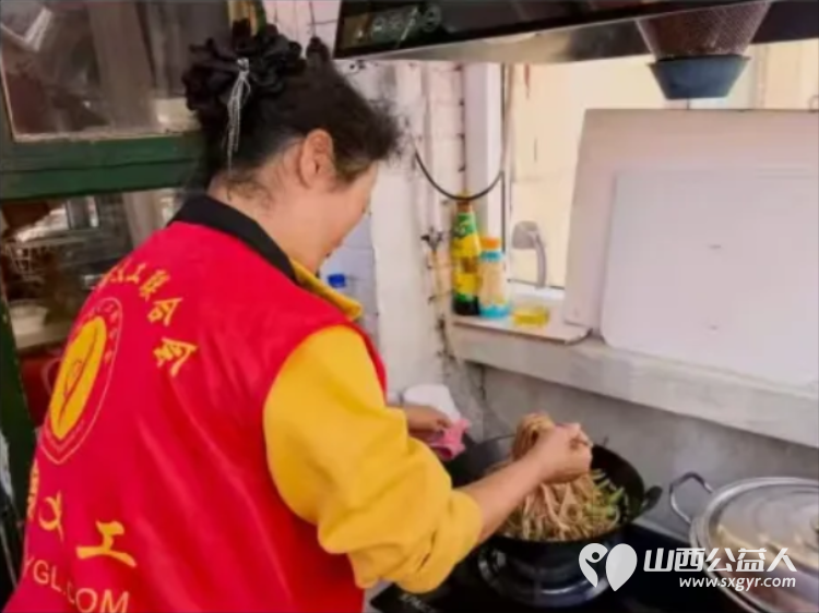 阳泉市义工联合会2026年9月组织义工开展幸福家园敬老服务活动30名义工对各社区的13位服务对象提供了志愿服务服务总时长达205.5小时 - 第7张