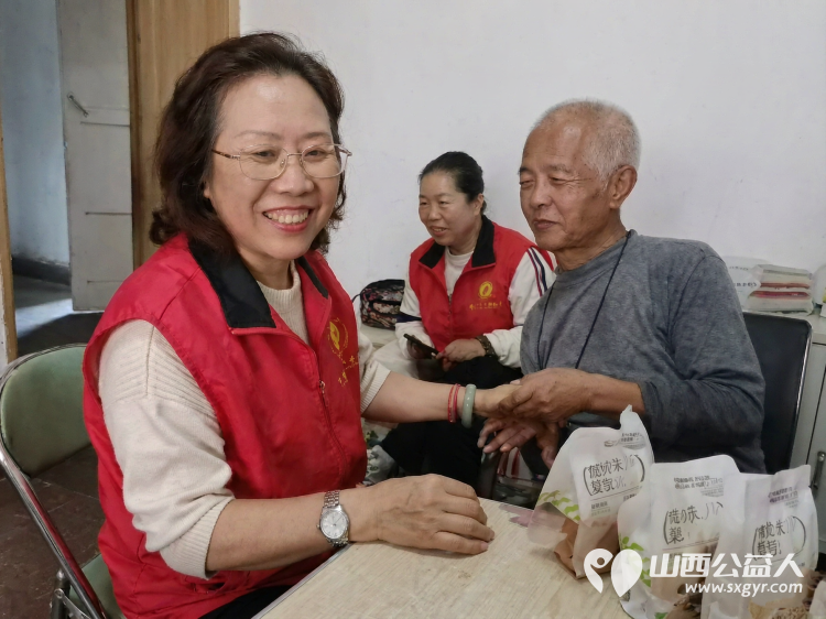 阳泉市义工联合会2026年9月组织义工开展幸福家园敬老服务活动30名义工对各社区的13位服务对象提供了志愿服务服务总时长达205.5小时 - 第13张