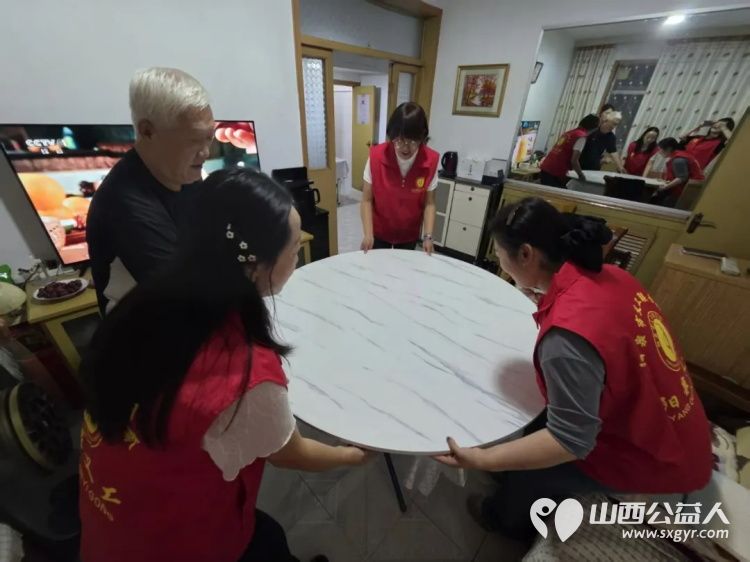阳泉市义工联合会2026年9月组织义工开展幸福家园敬老服务活动30名义工对各社区的13位服务对象提供了志愿服务服务总时长达205.5小时 - 第22张