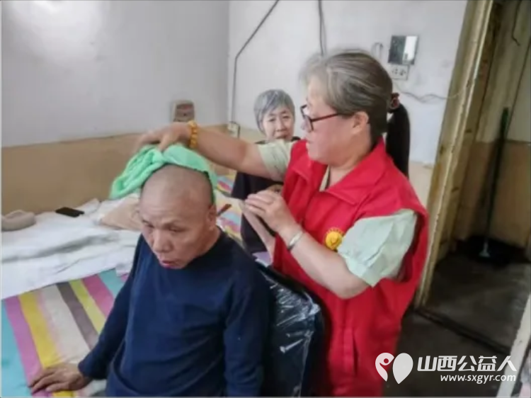 阳泉市义工联合会2026年9月组织义工开展幸福家园敬老服务活动30名义工对各社区的13位服务对象提供了志愿服务服务总时长达205.5小时 - 第52张