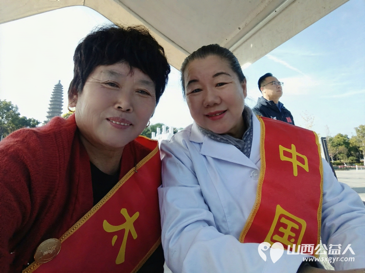 太原好人曹奋仙参加了 走进非遗世界·致敬榜样力量 太原市道德模范与身边好人现场交流活动 - 第2张