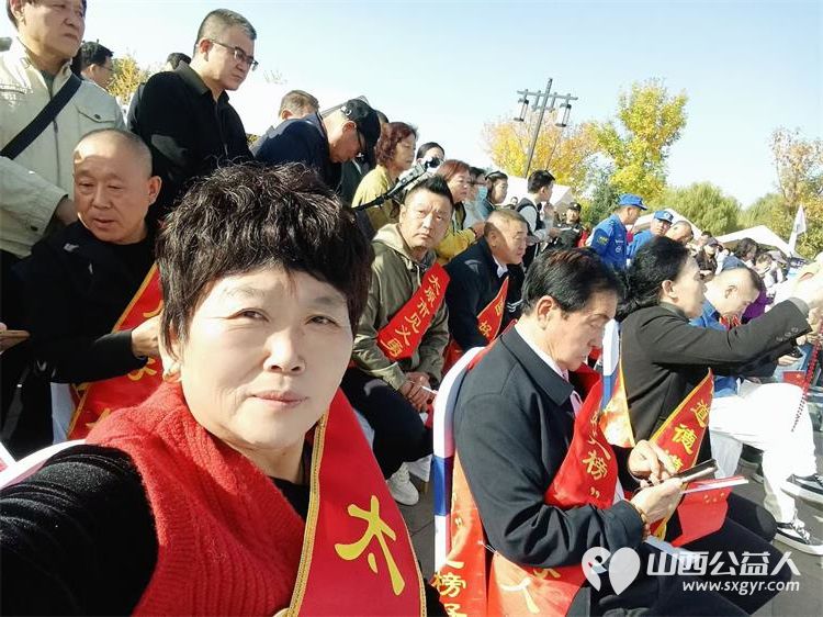 太原好人曹奋仙参加了 走进非遗世界·致敬榜样力量 太原市道德模范与身边好人现场交流活动 - 第4张