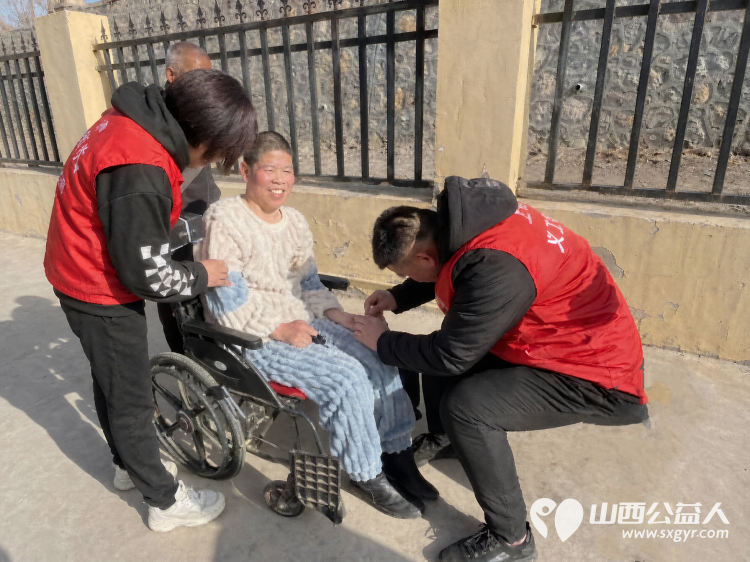 长治市上党区义工协会联合上党区防震减灾中心走进康乐敬老院开展敬老庆重阳防震护银发特殊群体精准科普隐患排查暖心服务 - 第7张