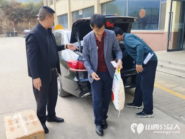 长治市上党区义工协会联合上党区防震减灾中心走进康乐敬老院开展敬老庆重阳防震护银发特殊群体精准科普隐患排查暖心服务 - 第5张