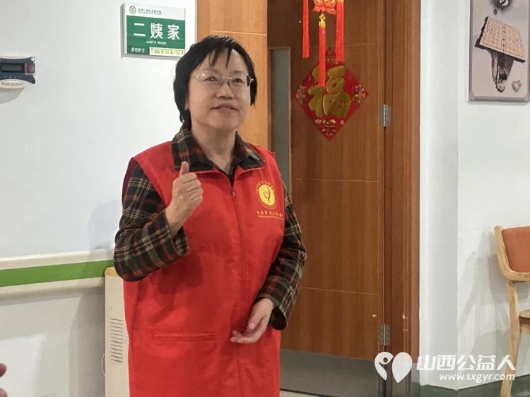 爱在重阳----2026年10月18日阳泉市义工联合会守护最美夕阳红组织义工到恒爱仁和为老服务院服务老人为老人理发洗头洗脚剪指甲陪他们聊天听他们讲过去的故事等系列服务 - 第20张 - 山西公益人 爱在重阳----2026年10月18日阳泉市义工联合会守护最美夕阳红组织义工到恒爱仁和为老服务院服务老人为老人理发洗头洗脚剪指甲陪他们聊天听他们讲过去的故事等系列服务 - 第20张