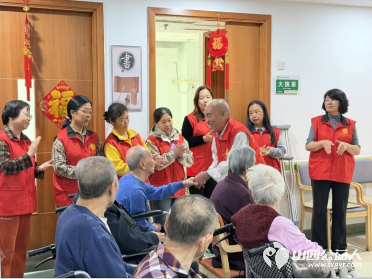 爱在重阳----2026年10月18日阳泉市义工联合会守护最美夕阳红组织义工到恒爱仁和为老服务院服务老人为老人理发洗头洗脚剪指甲陪他们聊天听他们讲过去的故事等系列服务 - 第3张 - 山西公益人 爱在重阳----2026年10月18日阳泉市义工联合会守护最美夕阳红组织义工到恒爱仁和为老服务院服务老人为老人理发洗头洗脚剪指甲陪他们聊天听他们讲过去的故事等系列服务 - 第3张