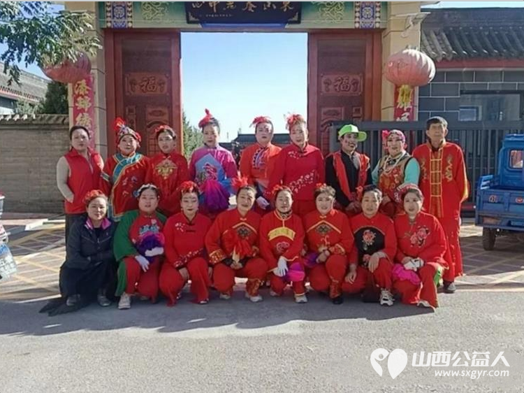 九九重阳节浓浓敬老情----繁峙县应急救援协会砂河支队走进东山敬老院志愿者们带来精彩文艺演绎为院内老人送上欢乐与节日祝福 - 第2张
