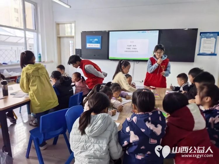 一粒米千滴汗！吕梁市离石区青年志愿者协会让这场惜粮公益课把节约美德种进童心让每一位小朋友都能心怀感恩践行美德从每一餐做起自觉拒绝浪费粮食 - 第9张