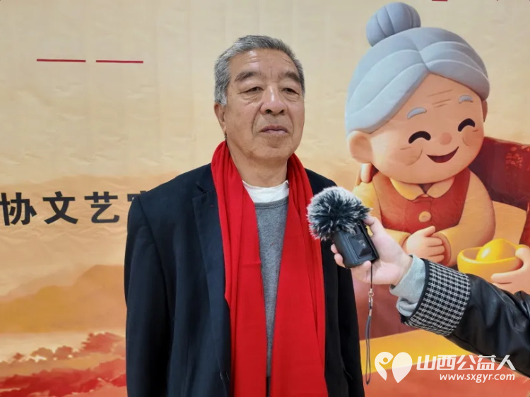 吕梁市中志协救援队、吕梁市中志协文艺宣传队走进信义镇新山湾村开展重阳节暖心活动为老人们围上鲜红的围巾送上米面油等爱心物资演出好看的文艺节目 - 第8张 - 山西公益人 吕梁市中志协救援队、吕梁市中志协文艺宣传队走进信义镇新山湾村开展重阳节暖心活动为老人们围上鲜红的围巾送上米面油等爱心物资演出好看的文艺节目 - 第8张