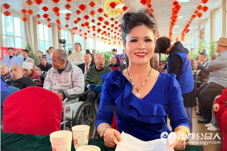 情暖重阳献大爱文艺慰问敬桑榆----长治市各界爱心团体与爱心人士齐聚长治市东篱养老院用精彩的文艺节目温暖长者心田用实实在在的物资帮扶传递社会关怀以真诚行动守护最美夕阳红 - 第12张 - 山西公益人 情暖重阳献大爱文艺慰问敬桑榆----长治市各界爱心团体与爱心人士齐聚长治市东篱养老院用精彩的文艺节目温暖长者心田用实实在在的物资帮扶传递社会关怀以真诚行动守护最美夕阳红 - 第12张