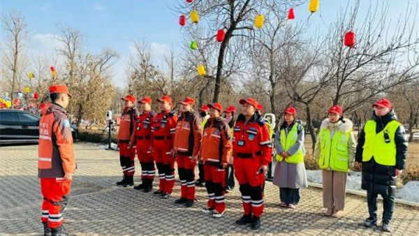 青春奉献我在岗.春节服务不打烊 晋中新青年高校志愿者联合服务中心在“榆次区莲花湾景区”开展助力文明旅游志愿活动