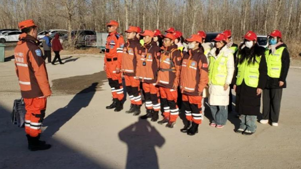 春节我在岗服务不打烊 晋中新青年高校志愿者联合服务中心春节假期在莲花湾景区开展助力旅游志愿服务活动