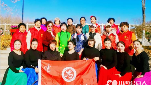 情暖三八节,巾帼绽芳华——山西省广场舞协会忻州广场舞协会庆三八文艺演出圆满成功