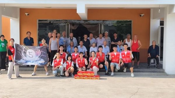 中北大学“青春无限”社会实践团来我县开展暑期实践活动石楼县青志协大力支持参与