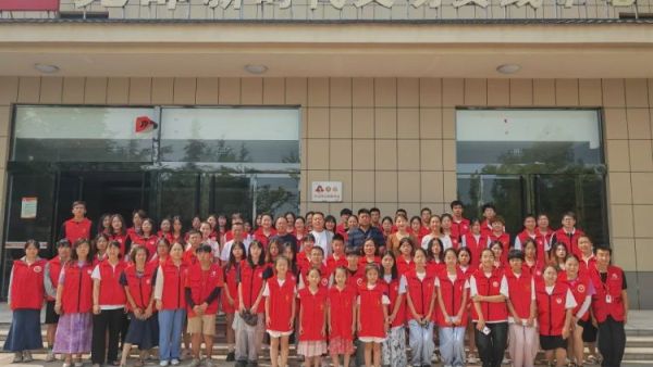 青春绽放荣耀时刻 临汾市护苗爱心志愿服务队2024暑期学生实践活动表彰大会召开