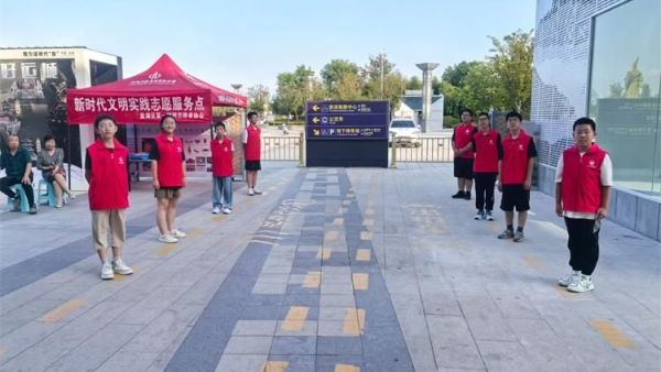 运城盐湖区第一时间志愿者协会中秋节假日高铁站志愿服务活动我们阳光之家孩子积极参与