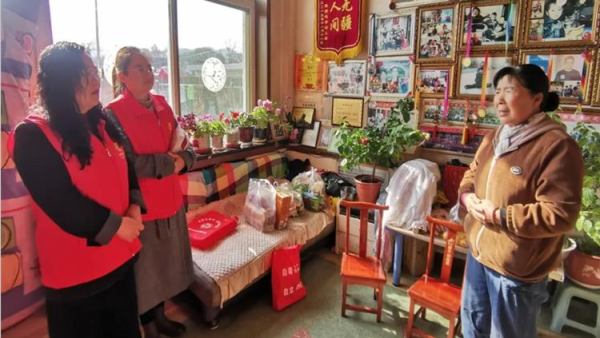 巾帼聚力温暖同行 原平市妇联深入云水镇西庄村走访慰问困境儿童