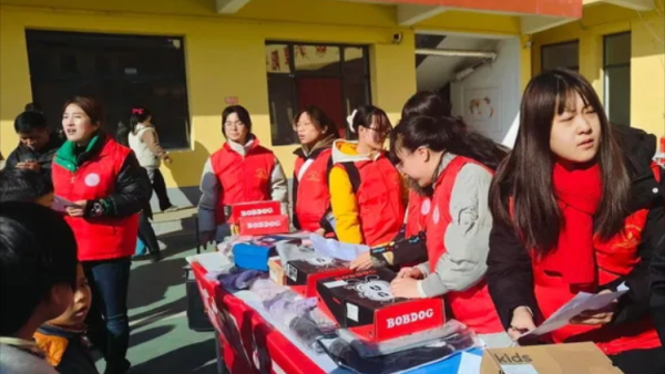 在人生的旅途中付出比索取更快乐----欢迎加入咱们长治市善泽留守困境儿童救助协会