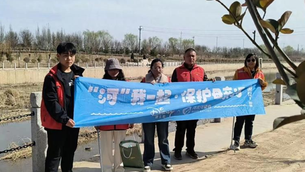非凡新时代文明实践活动——保护文峪河系列活动之捡白色垃圾共同守护文峪河的生态环境