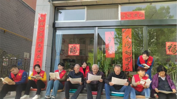 书香之约志愿之行----忻州市心连心志愿服务队的志愿者们齐聚一堂世界读书日志愿活动
