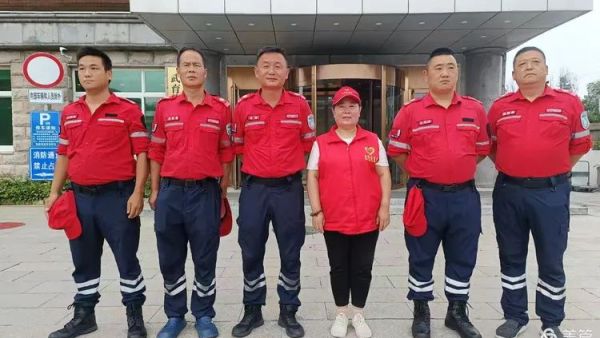 一方有难八方支援 山西忻州志愿者冯丽奔赴北京怀柔区北房镇文体中心和北房中学安置点服务受灾群众的故事