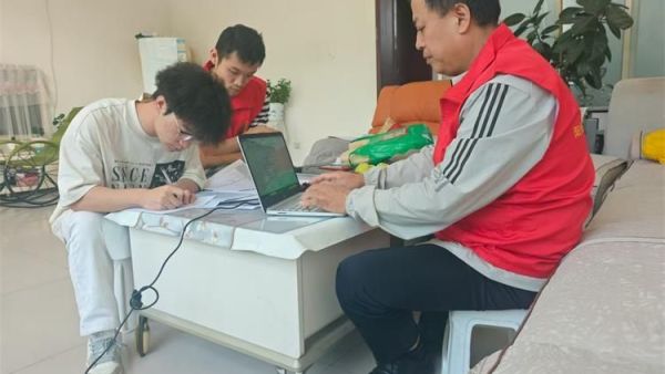 纸短情长！长治市阳光困境儿童帮扶协会受助儿童家庭手写信温暖金秋