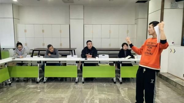 长治市阳光困境儿童帮扶协会首届一对一关爱孤困儿童项目培训说明会圆满落幕为后续规范化常态化开展帮扶工作奠定了坚实基础