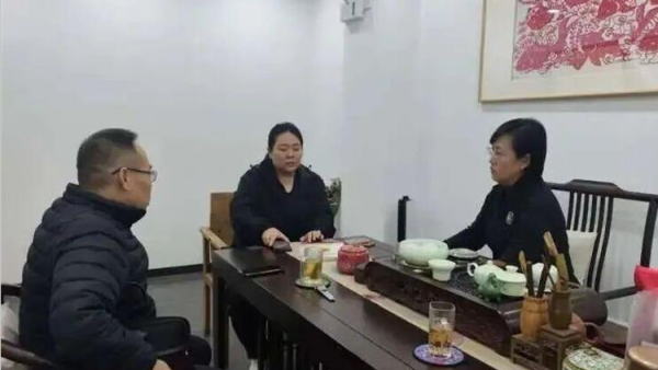 爱心汇聚暖童心善举续航助成长----杏花岭区新的社会阶层人士联谊会为太原市烛光志愿服务中心承接的事实孤儿开展爱心募捐活动