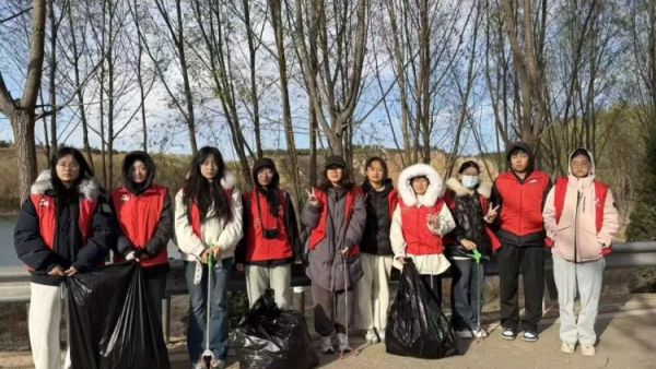 珍爱河湖.保护生态 ¦ 晋中新青年高校志愿者联合服务中心开展绿水青山生态环境保护志愿服务活动