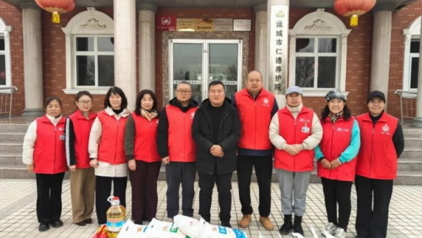 冬日义剪暖人心温情陪伴话家常 | 运城市盐湖区志愿者协会为盐湖区仁德养护院老人免费理发送去一份别样的温暖