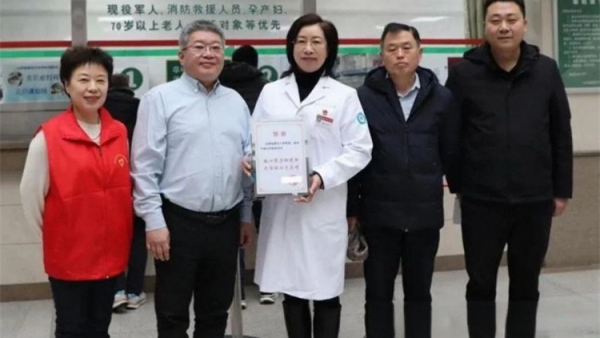 白衣执甲护安康热血同行暖人间 山西省第五人民医院组织无偿献血公益活动为临床一线用血贡献一份力量