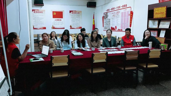 妇联关怀暖人心敬老服务促发展----晋中市妇联调研组深入介休市敬老协会调研指导工作为老人事业与家庭文明建设贡献更多力量